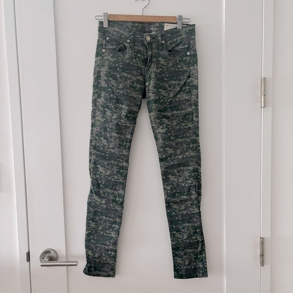 Rag and Bone Printed Camo Jeans Size 26 - Picture 2 of 4